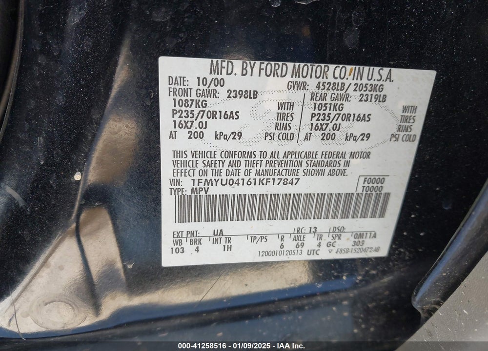 2001 FORD ESCAPE XLT VIN: 1FMYU04161KF17847