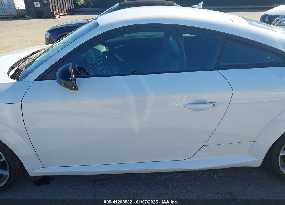 2017 AUDI TTS VIN: TRUC1AFV9H1001890