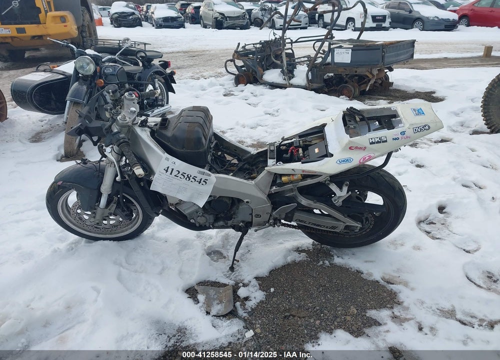 1998 YAMAHA YZF750 R VIN: JYA4LEE09WA006859