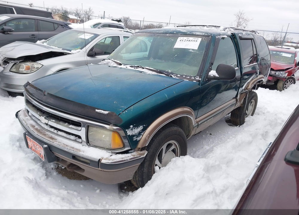 1997 CHEVROLET BLAZER LT VIN: 1GNDT13W7V2230037