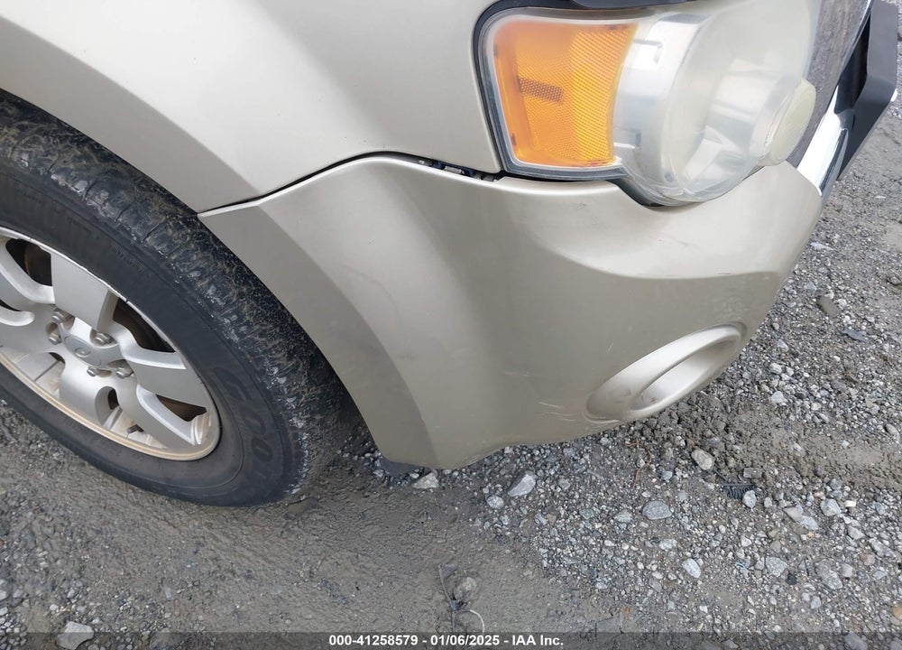 2010 FORD ESCAPE LIMITED VIN: 1FMCU9EG7AKB77979
