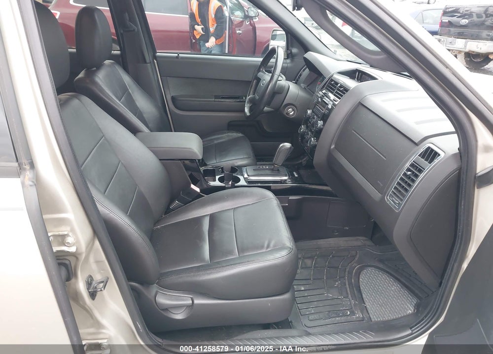 2010 FORD ESCAPE LIMITED VIN: 1FMCU9EG7AKB77979