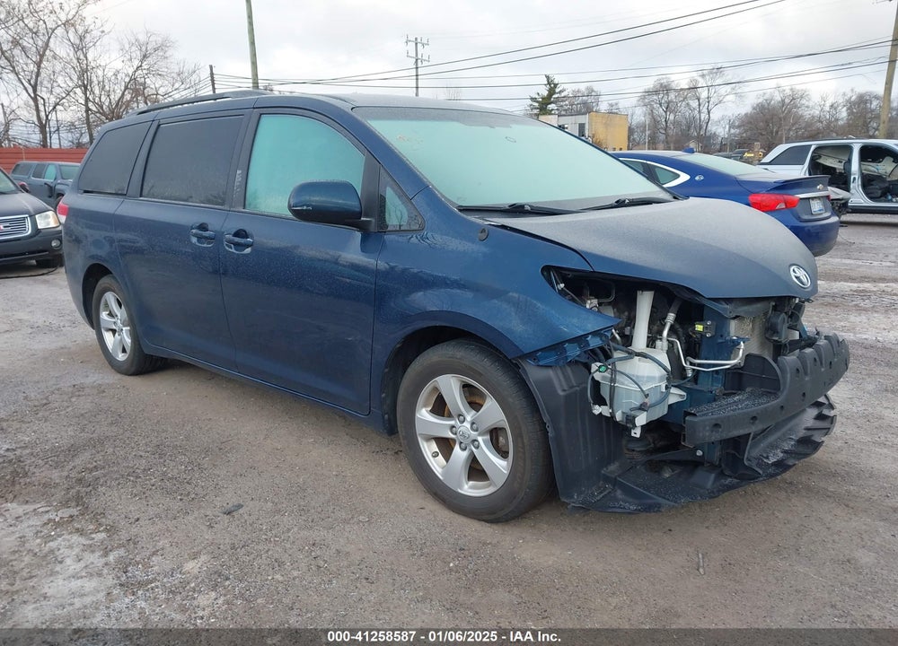 2011 TOYOTA SIENNA LE V6 VIN: 5TDKK3DC4BS125639