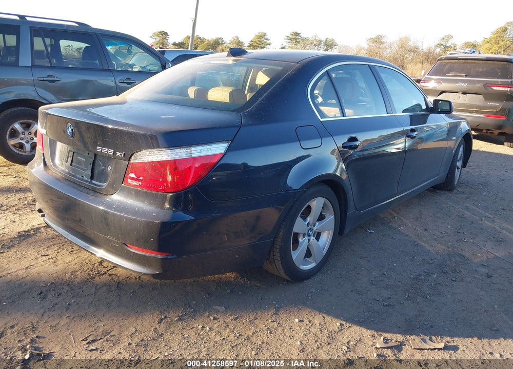 2008 BMW 528XI VIN: WBANV13598CZ50532