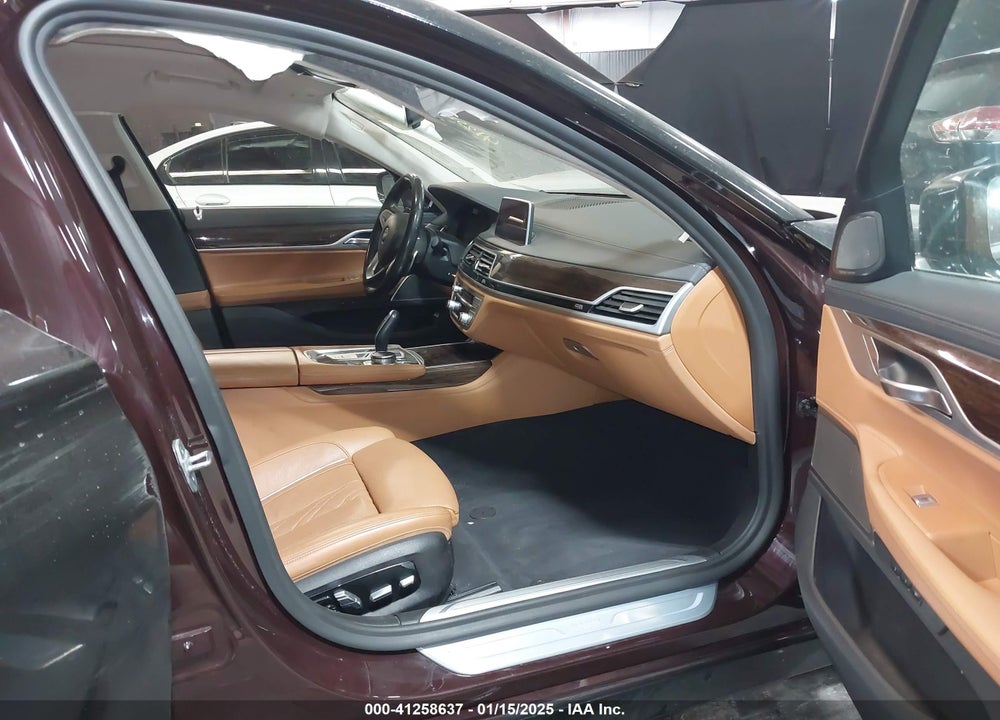 2020 BMW 740I VIN: WBA7T4C07LCD09721