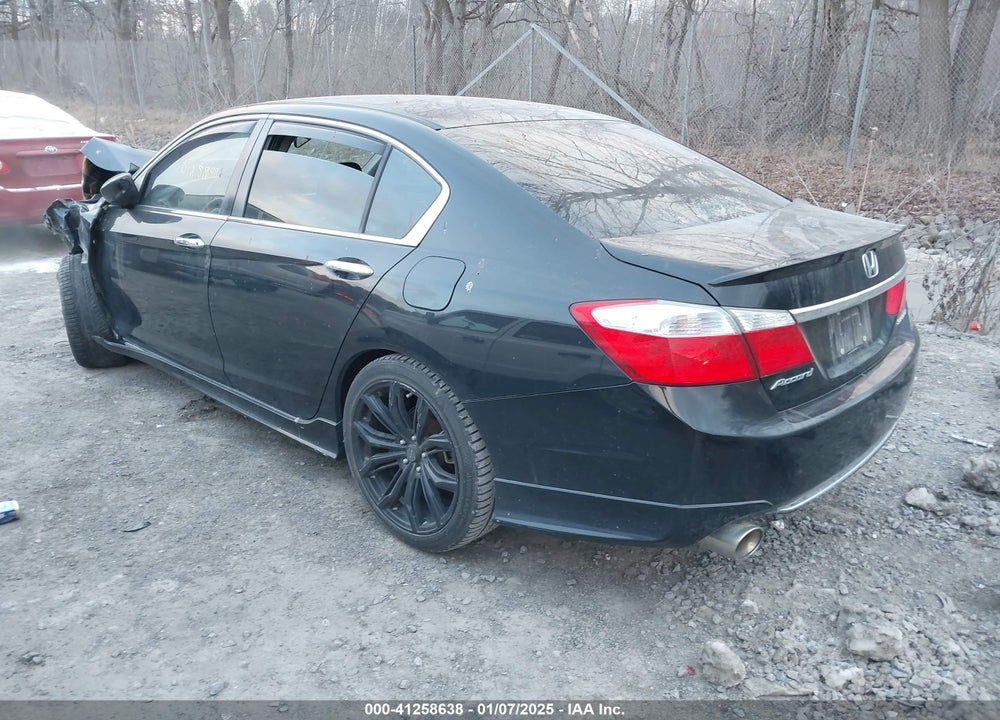 2015 HONDA ACCORD VIN: 1HGCR2E51FA146754
