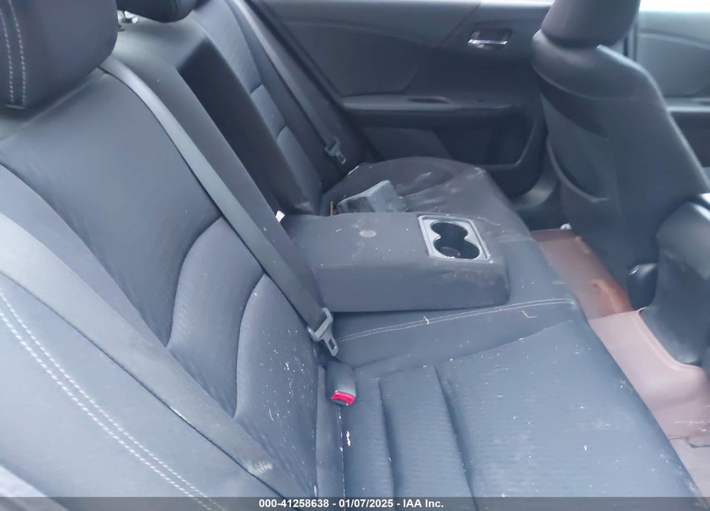 2015 HONDA ACCORD VIN: 1HGCR2E51FA146754