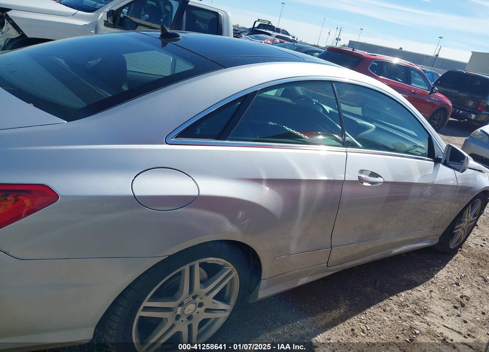 2010 MERCEDES-BENZ E 550 VIN: WDDKJ7CB7AF062771