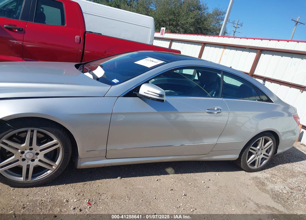 2010 MERCEDES-BENZ E 550 VIN: WDDKJ7CB7AF062771