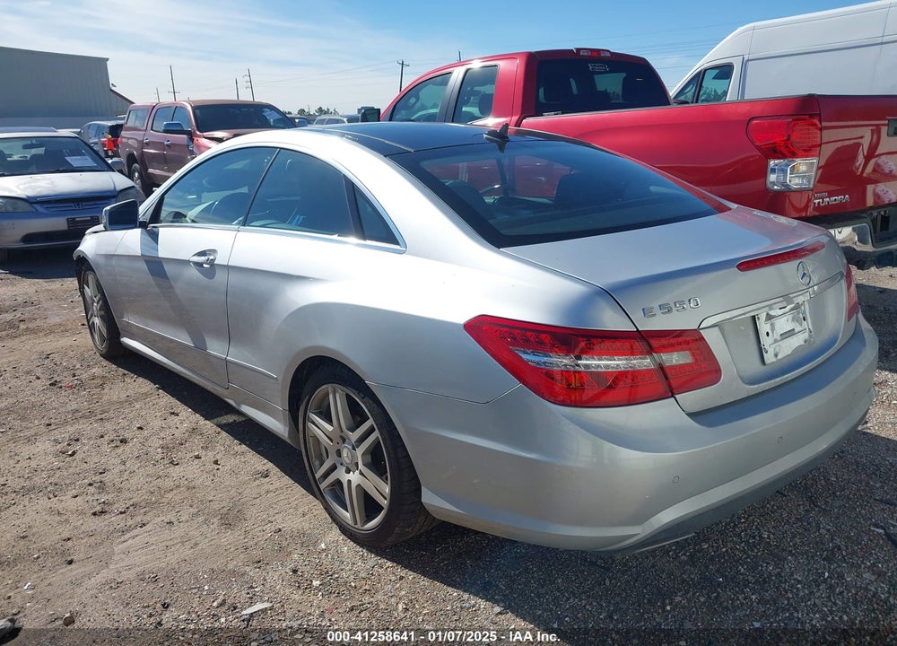 2010 MERCEDES-BENZ E 550 VIN: WDDKJ7CB7AF062771