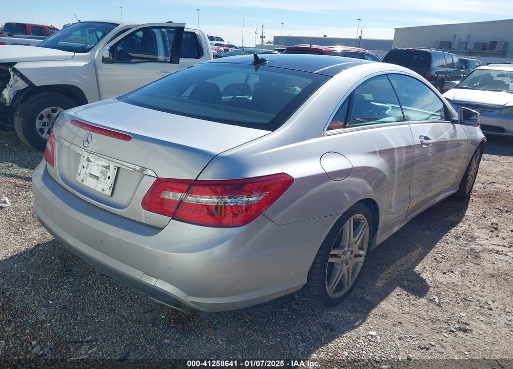 2010 MERCEDES-BENZ E 550 VIN: WDDKJ7CB7AF062771