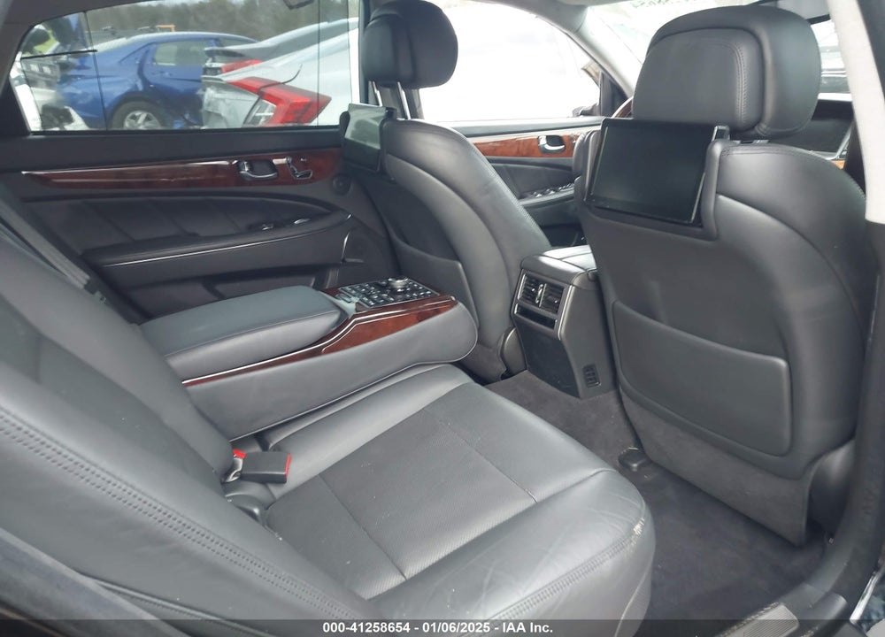 2014 HYUNDAI EQUUS VIN: KMHGH4JH6EU073940