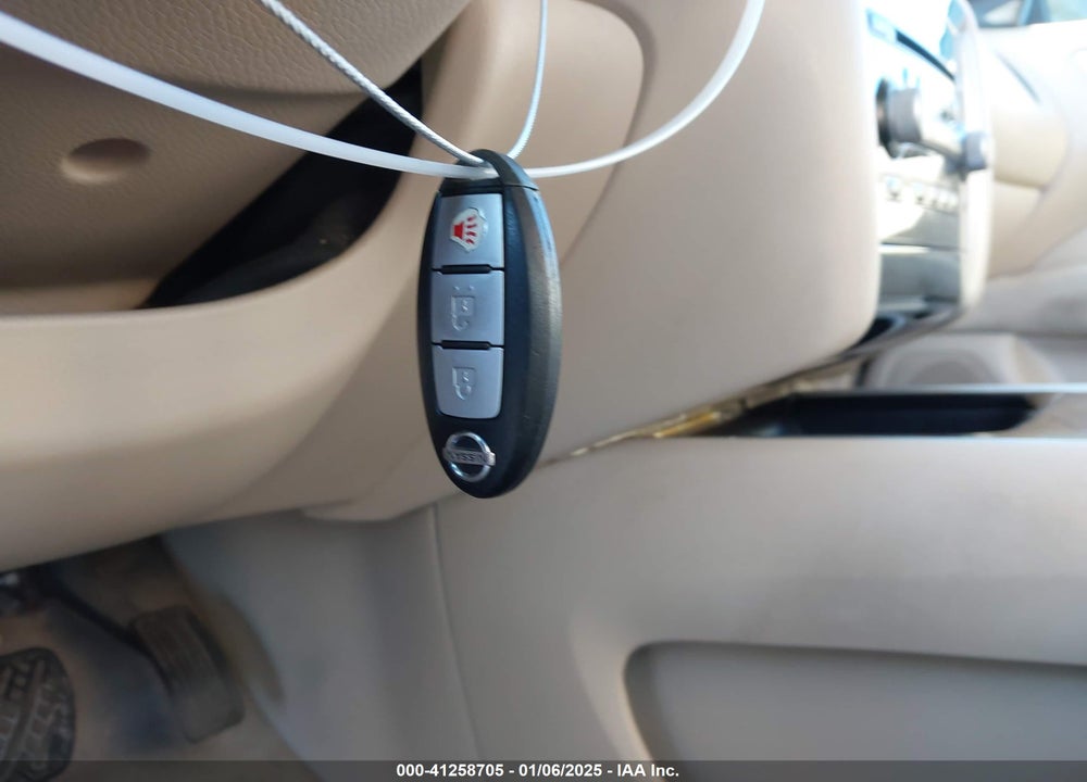 2014 NISSAN PATHFINDER S VIN: 5N1AR2MN9EC609696