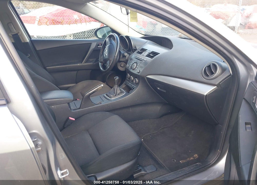 2013 MAZDA MAZDA3 VIN: JM1BL1L76D1794159