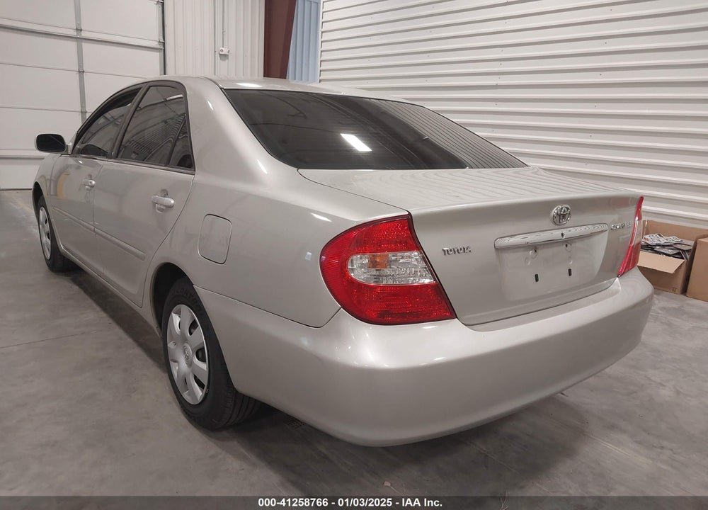 2002 TOYOTA CAMRY LE VIN: JTDBE32K520058764