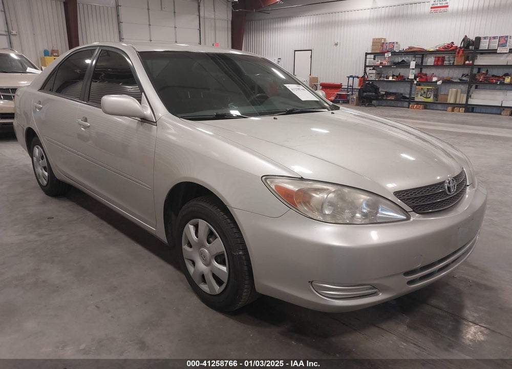 2002 TOYOTA CAMRY LE VIN: JTDBE32K520058764