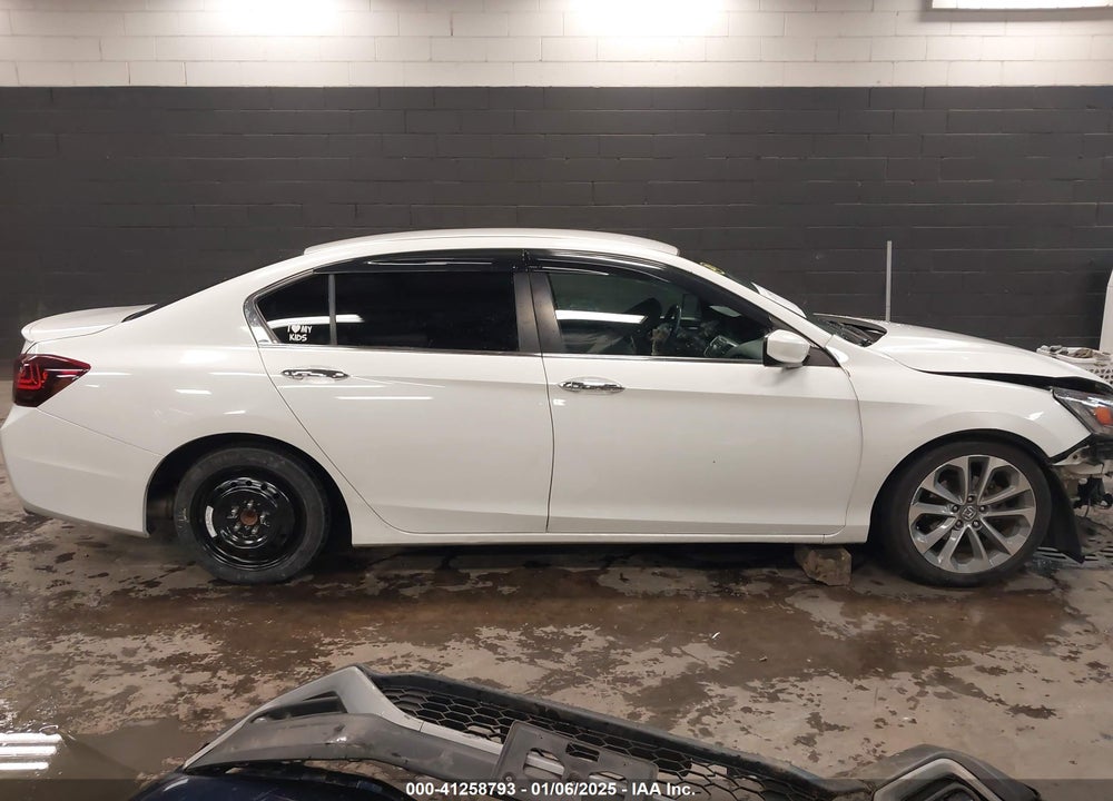 2014 HONDA ACCORD VIN: 1HGCR2F57EA089960