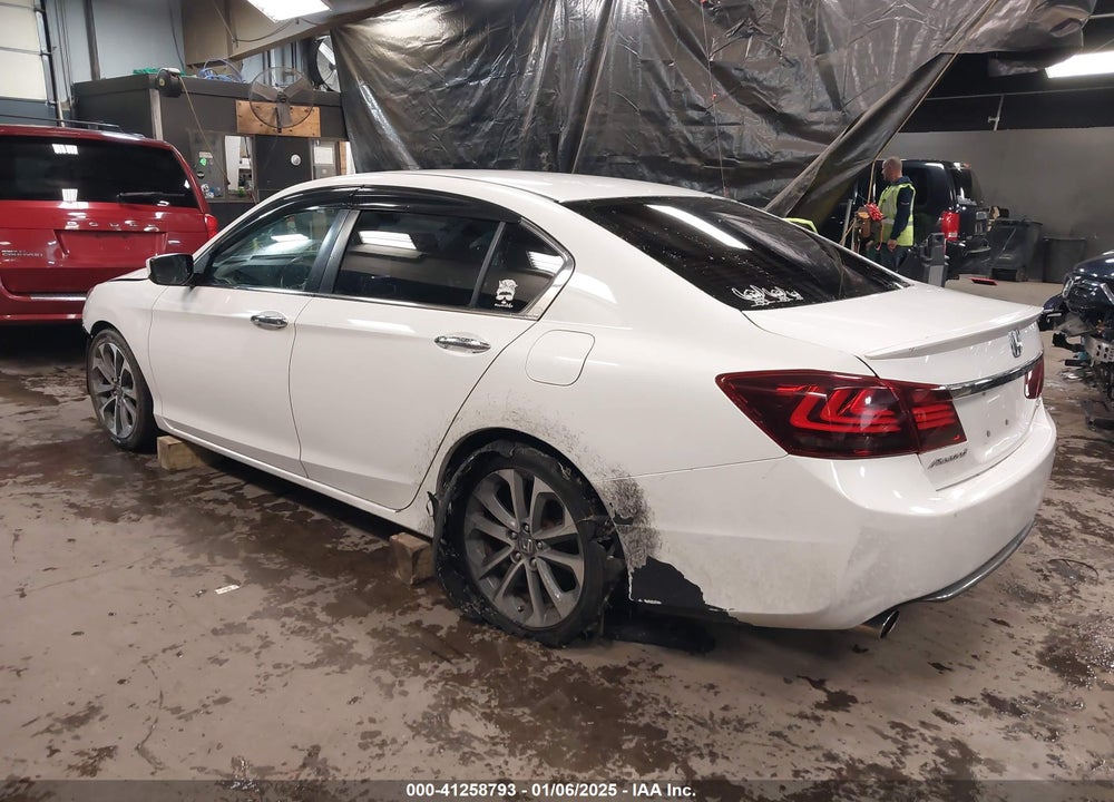 2014 HONDA ACCORD VIN: 1HGCR2F57EA089960