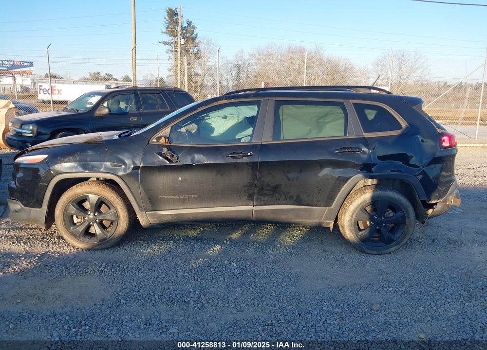 2018 JEEP CHEROKEE VIN: 1C4PJLCBXJD519092