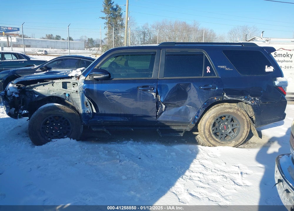 2022 TOYOTA 4RUNNER TRD OFF ROAD PREMIUM VIN: JTERU5JR7N6061755