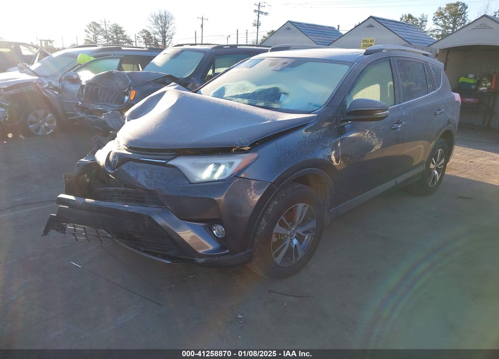 2017 TOYOTA RAV4 XLE VIN: JTMWFREV6HJ105147