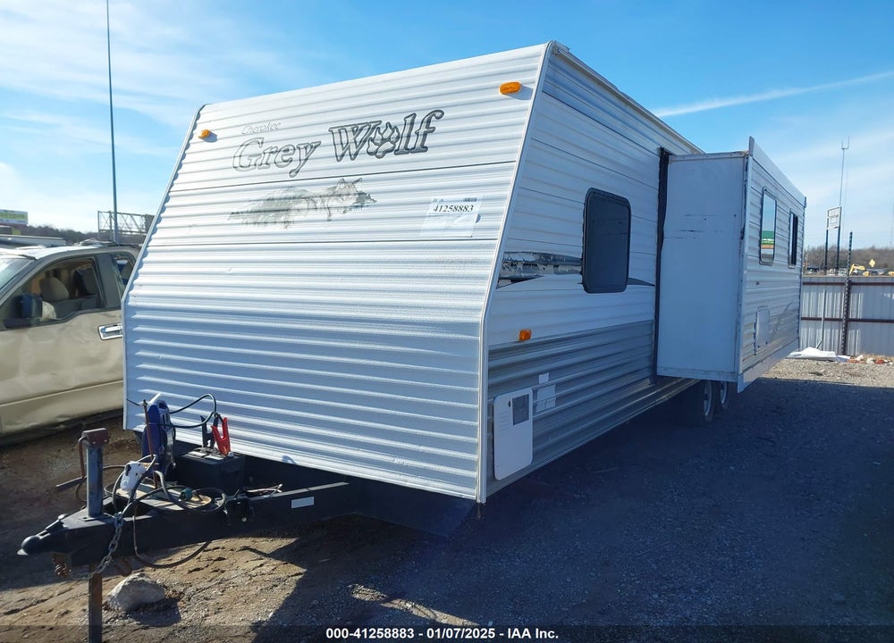 2009 CHEROKEE GREY WOLF SERIES M-2 VIN: 4X4TCKE289K009678