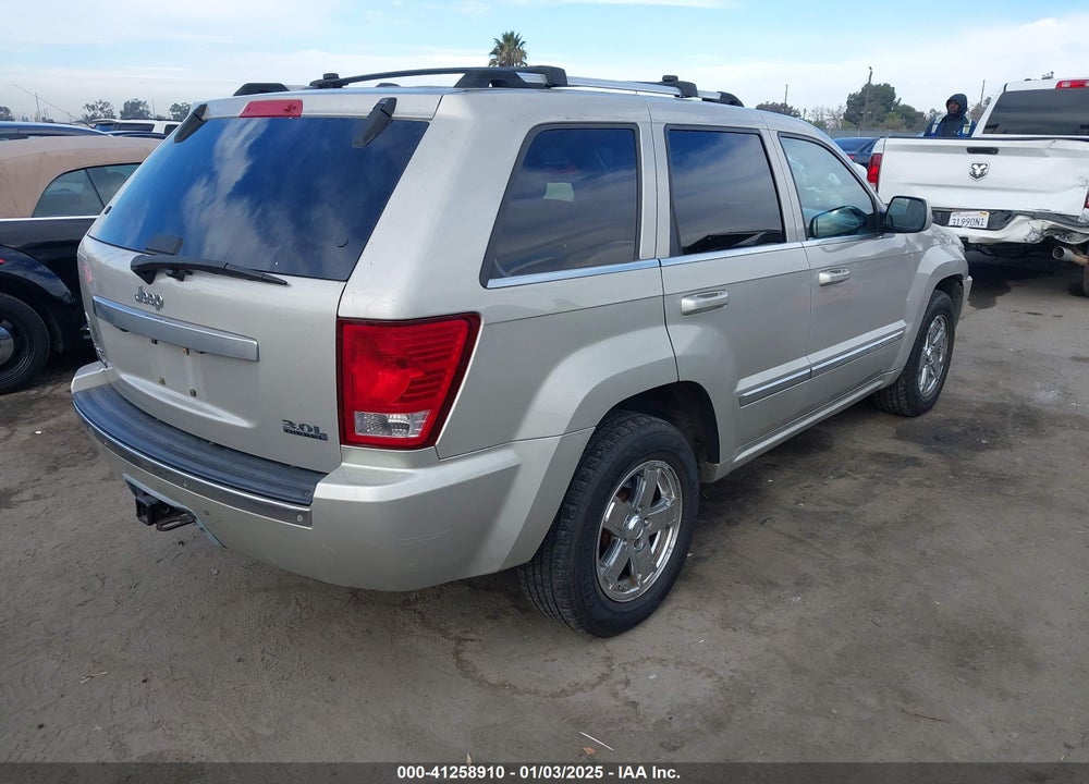 2007 JEEP GRAND CHEROKEE VIN: 1J8HR68M77C642512