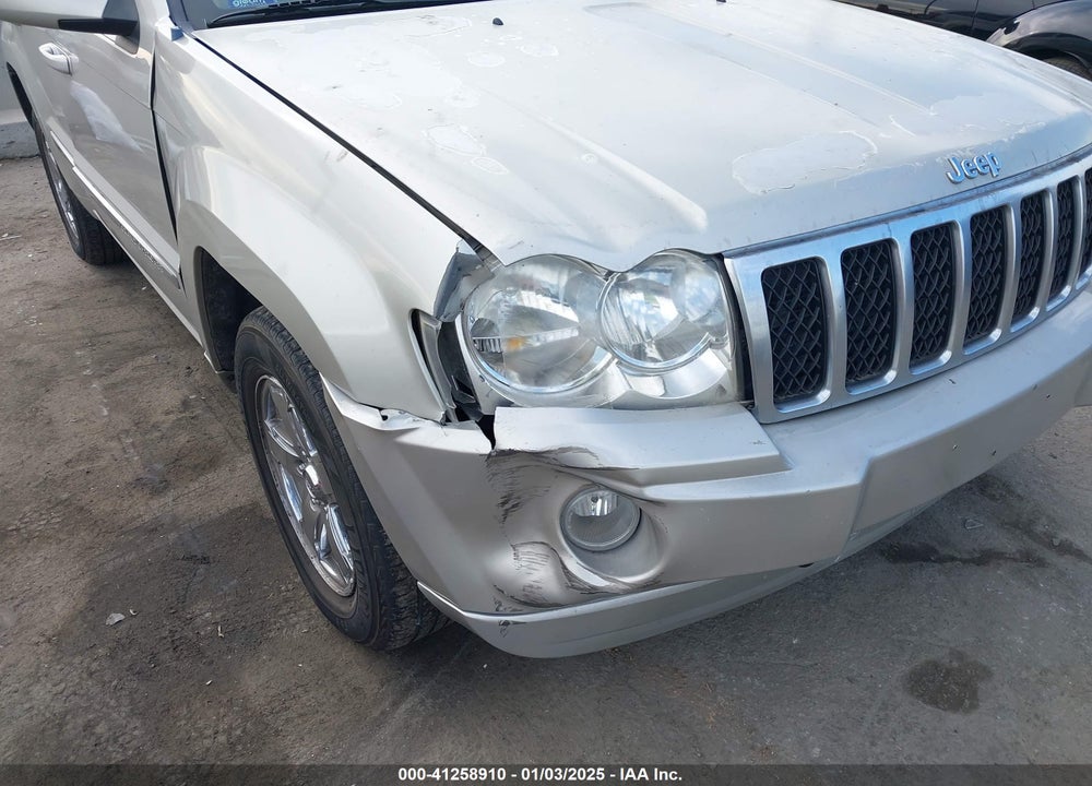 2007 JEEP GRAND CHEROKEE VIN: 1J8HR68M77C642512