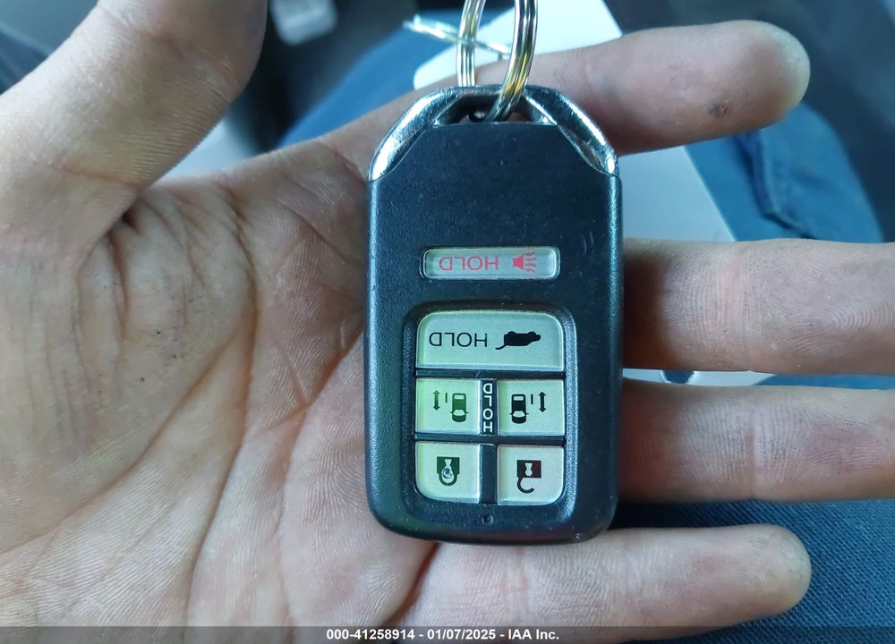 2015 HONDA ODYSSEY EX-L VIN: 5FNRL5H6XFB108625