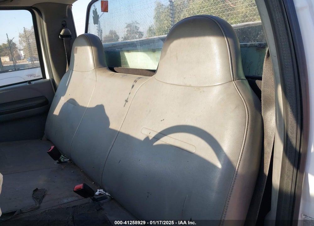 2006 FORD F-350 XL/XLT VIN: 1FTWF30YX6EC19317