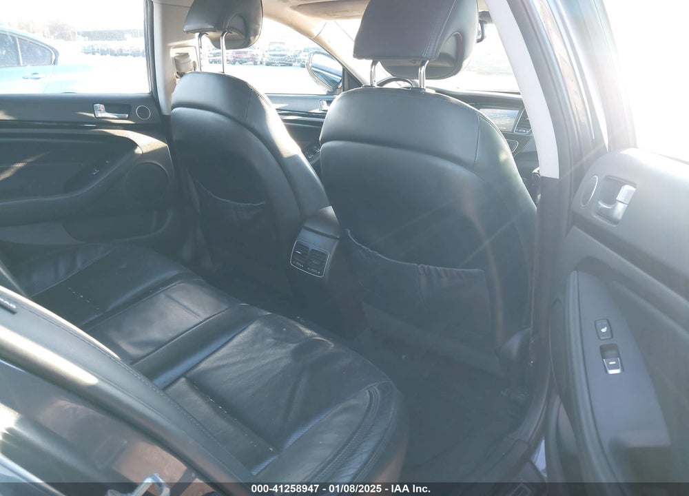 2015 KIA CADENZA PREMIUM VIN: KNALN4D74F5168651
