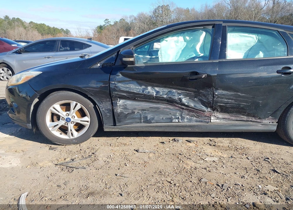 2014 FORD FOCUS VIN: 1FADP3K25EL283066