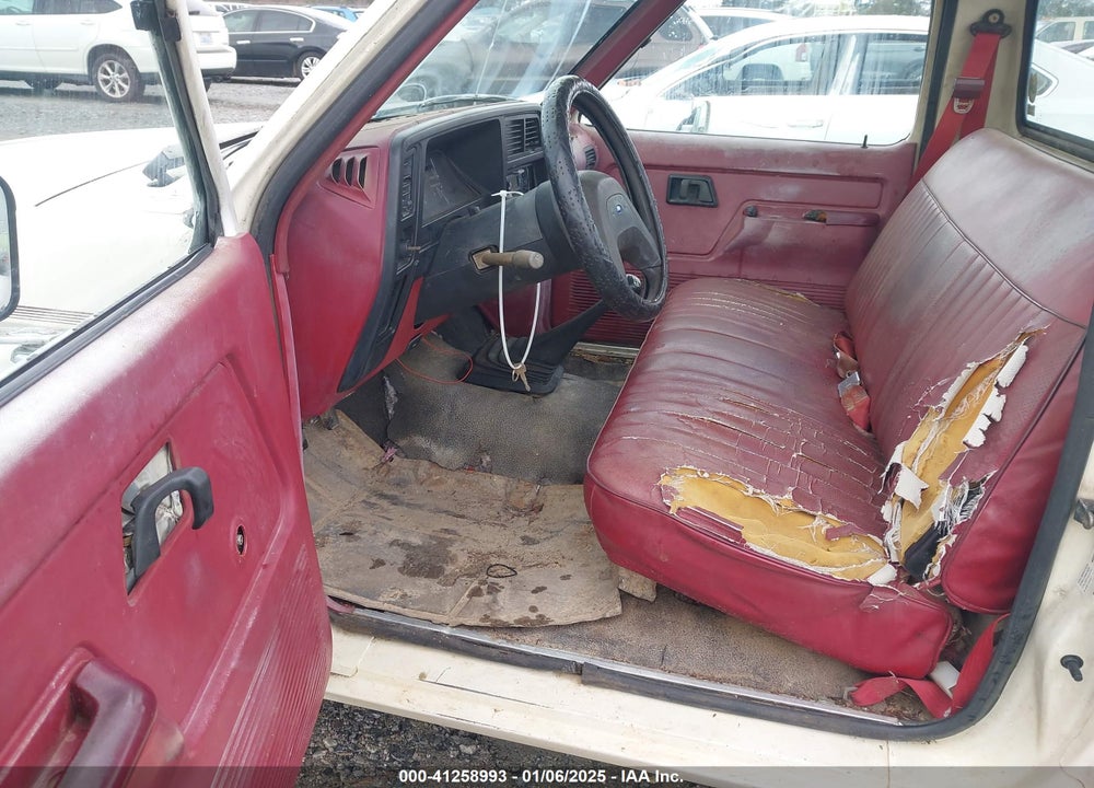 1989 FORD RANGER VIN: 1FTCR10A0KUB35590