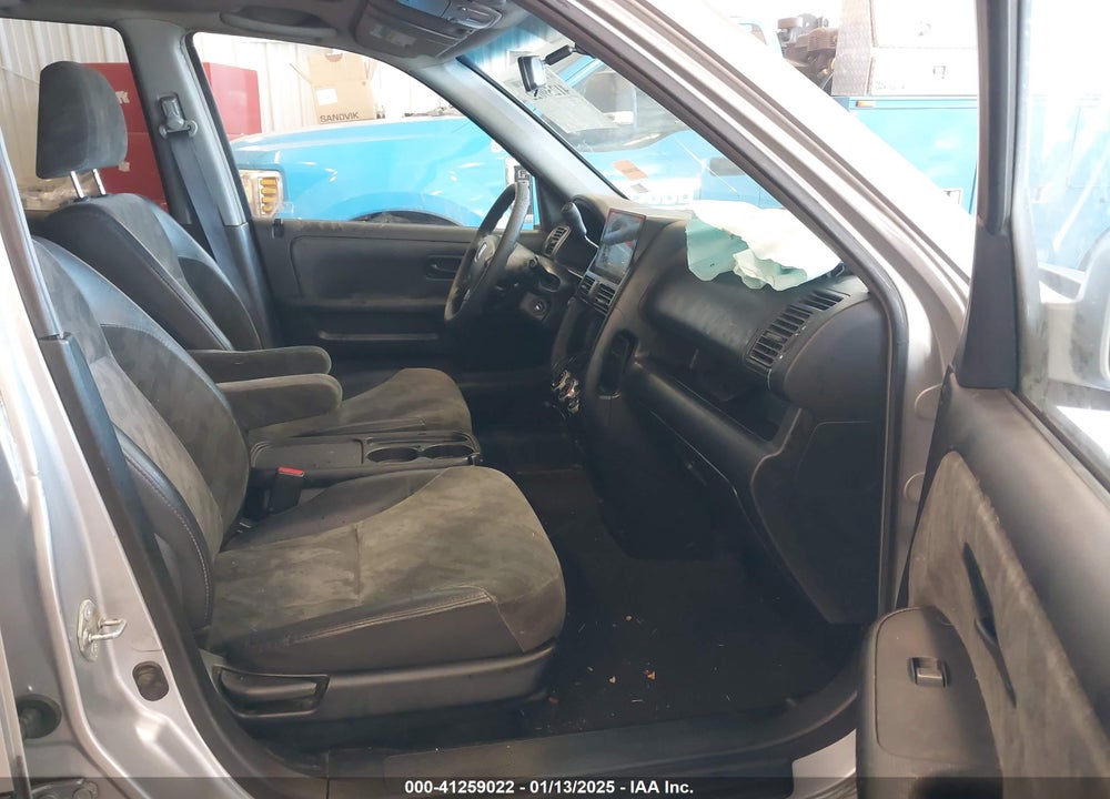 2002 HONDA CR-V EX VIN: JHLRD78822C027509