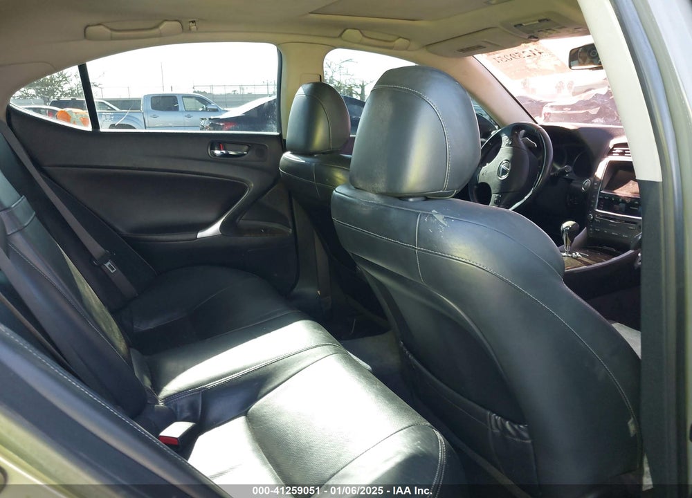 2009 LEXUS IS 250 VIN: JTHBK262792084602