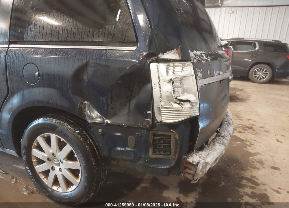 2014 CHRYSLER TOWN & COUNTRY TOURING VIN: 2C4RC1BG1ER231730