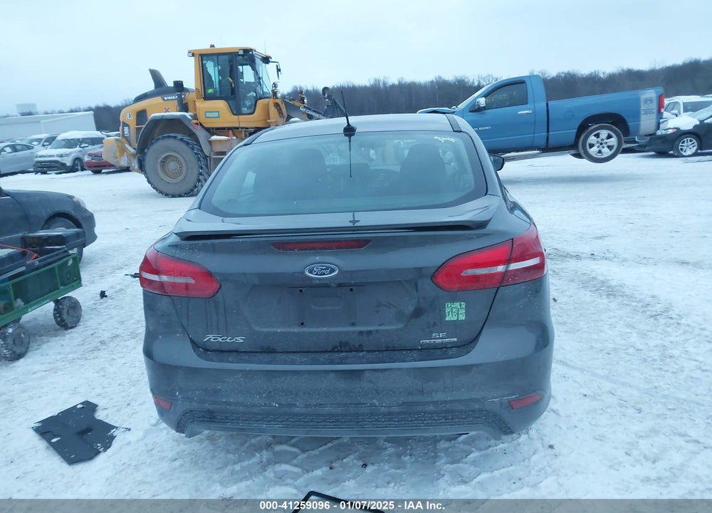 2015 FORD FOCUS VIN: 1FADP3F23FL333961