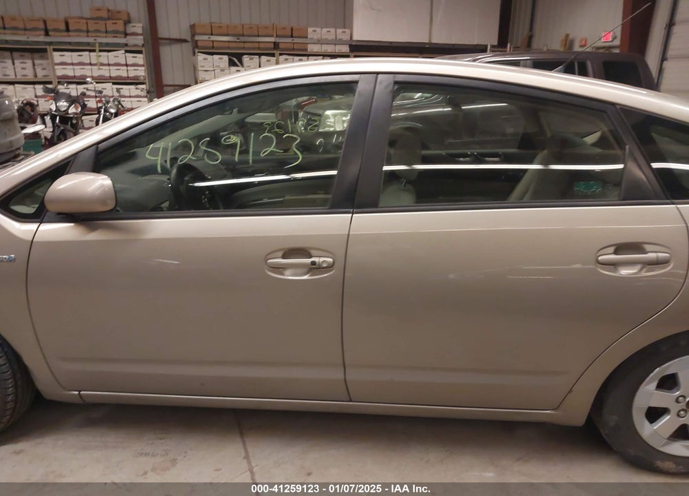 2006 TOYOTA PRIUS VIN: JTDKB20U867519850
