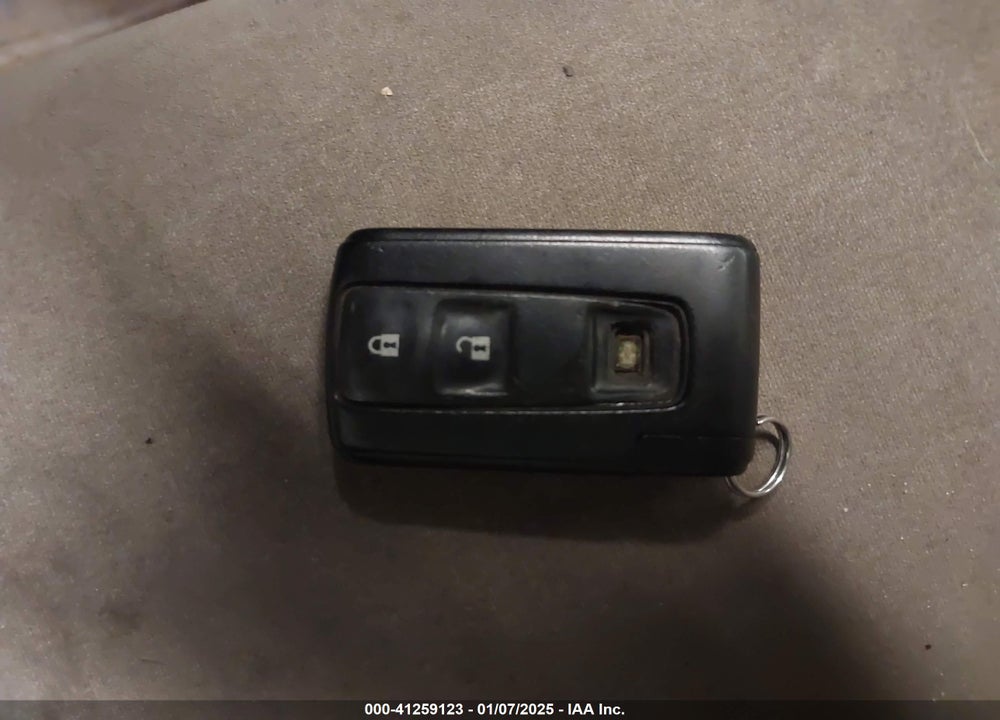 2006 TOYOTA PRIUS VIN: JTDKB20U867519850