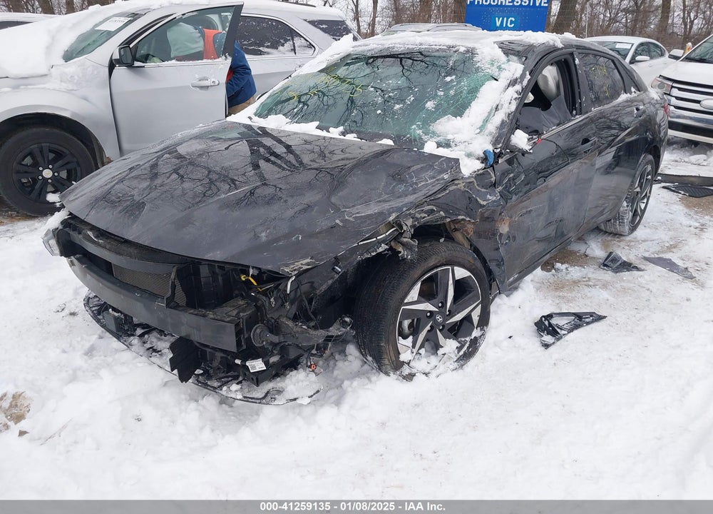 2022 HYUNDAI ELANTRA VIN: 5NPLN4AG1NH053124