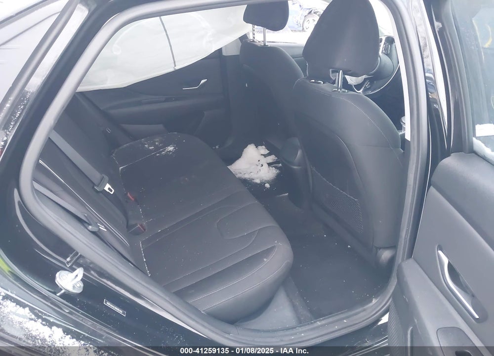 2022 HYUNDAI ELANTRA VIN: 5NPLN4AG1NH053124