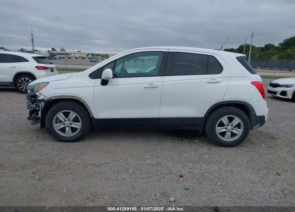 2020 CHEVROLET TRAX FWD LS VIN: 3GNCJKSB1LL294172