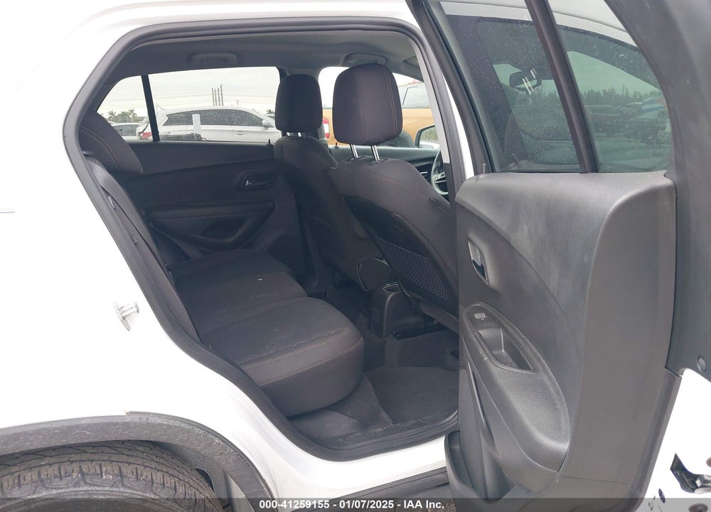 2020 CHEVROLET TRAX FWD LS VIN: 3GNCJKSB1LL294172