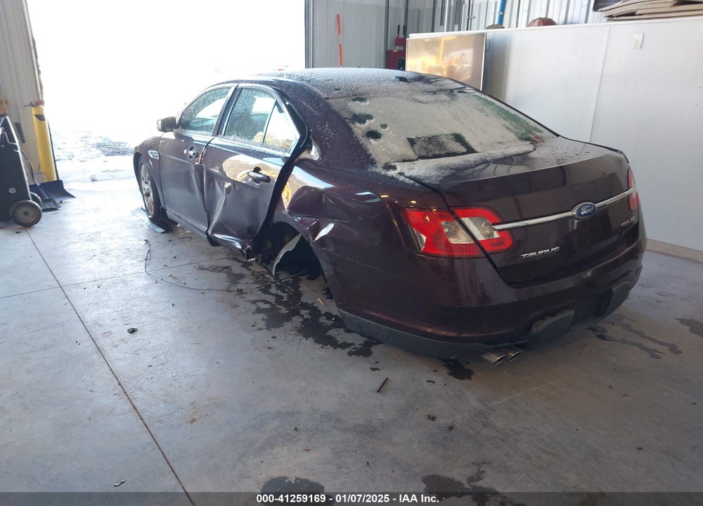 2011 FORD TAURUS VIN: 1FAHP2HW7BG159102