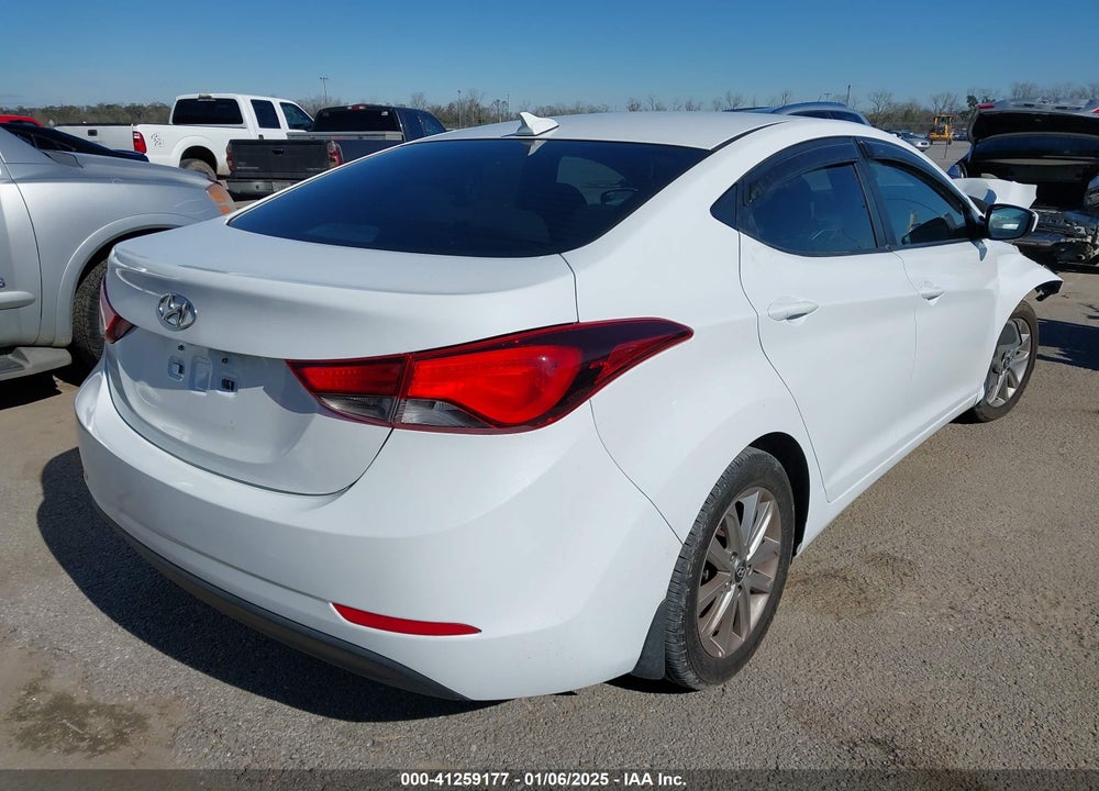 2016 HYUNDAI ELANTRA VIN: 5NPDH4AE1GH689281