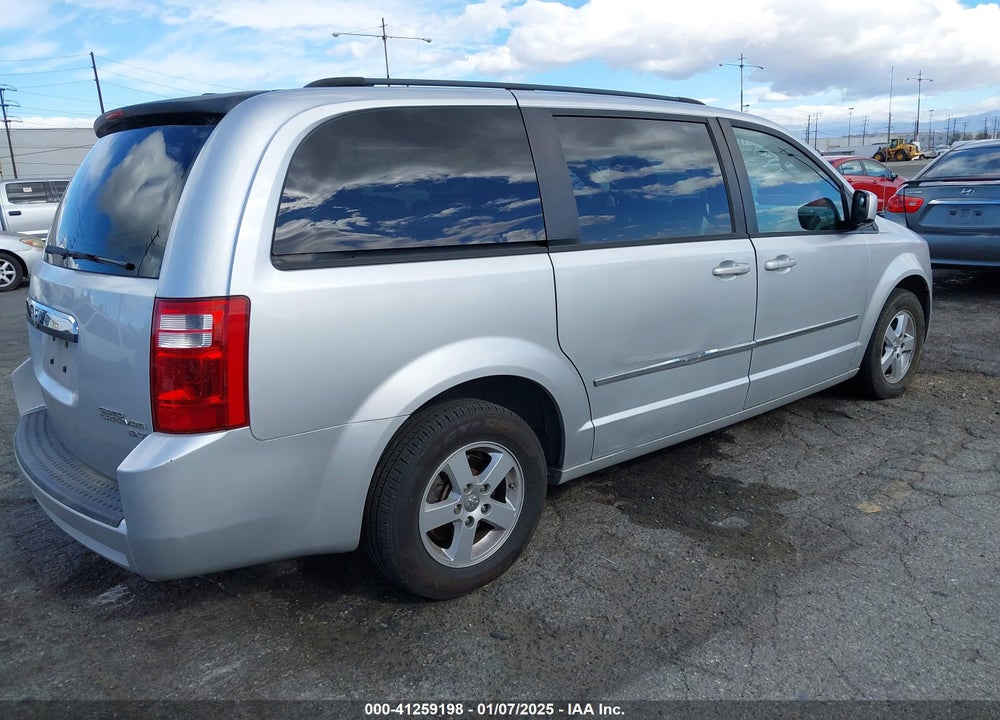 2010 DODGE GRAND CARAVAN SXT VIN: 2D4RN5D12AR433094