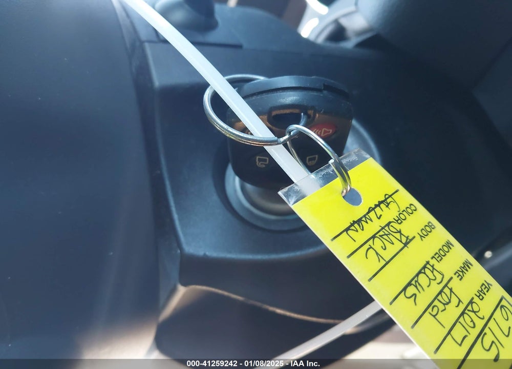 2017 FORD FOCUS SE VIN: 1FADP3K29HL331947