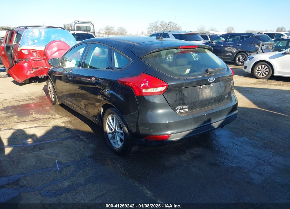 2017 FORD FOCUS SE VIN: 1FADP3K29HL331947