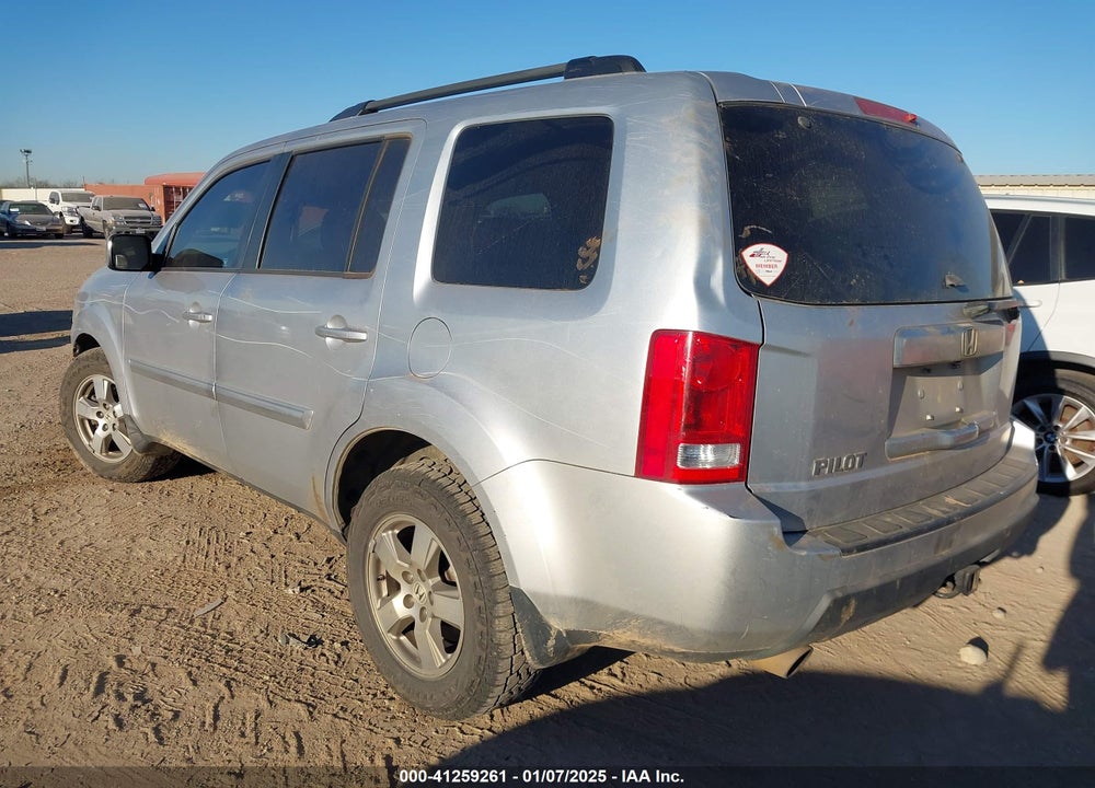 2011 HONDA PILOT EX-L VIN: 5FNYF3H68BB020464