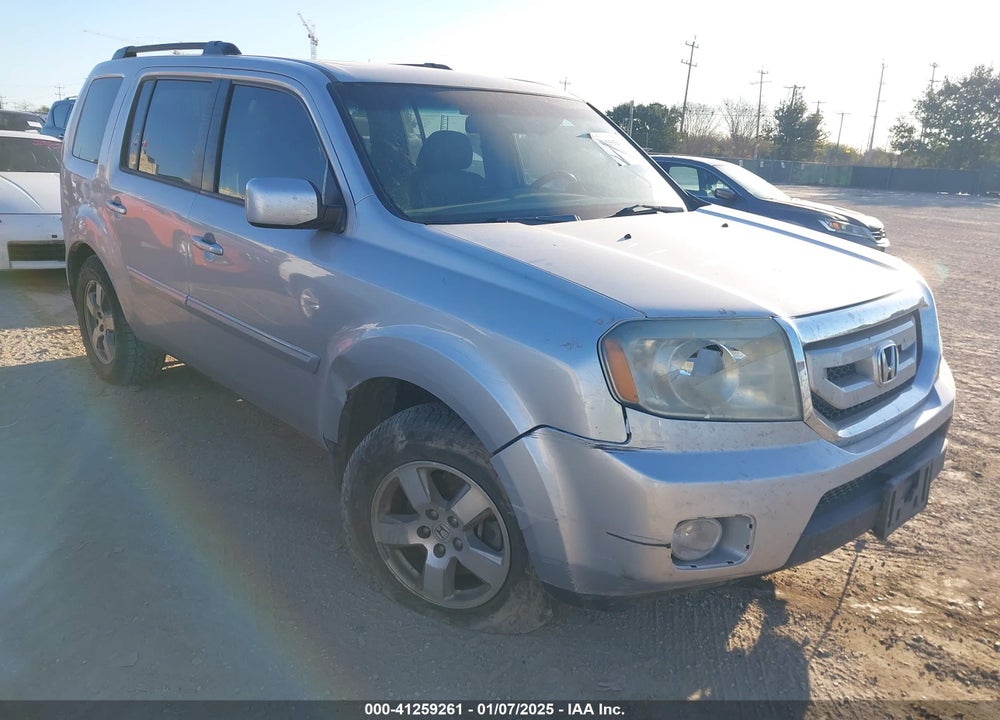 2011 HONDA PILOT EX-L VIN: 5FNYF3H68BB020464